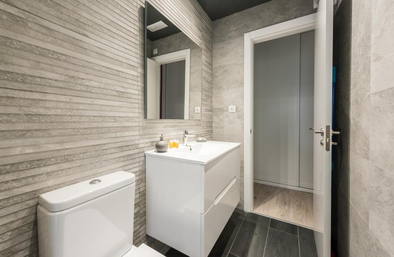 La Vivienda De Pedro Zerolo Appartement Madrid Buitenkant foto